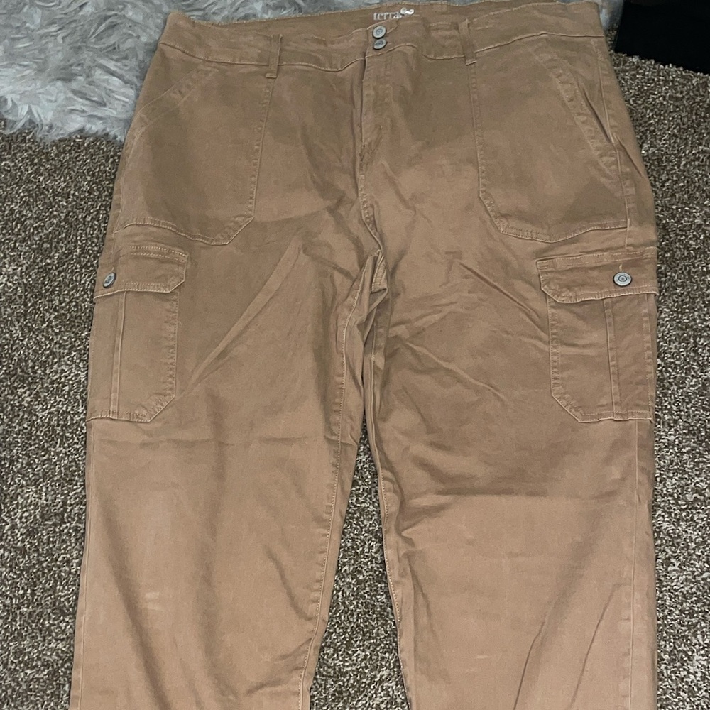 COPY - Cargo pants.